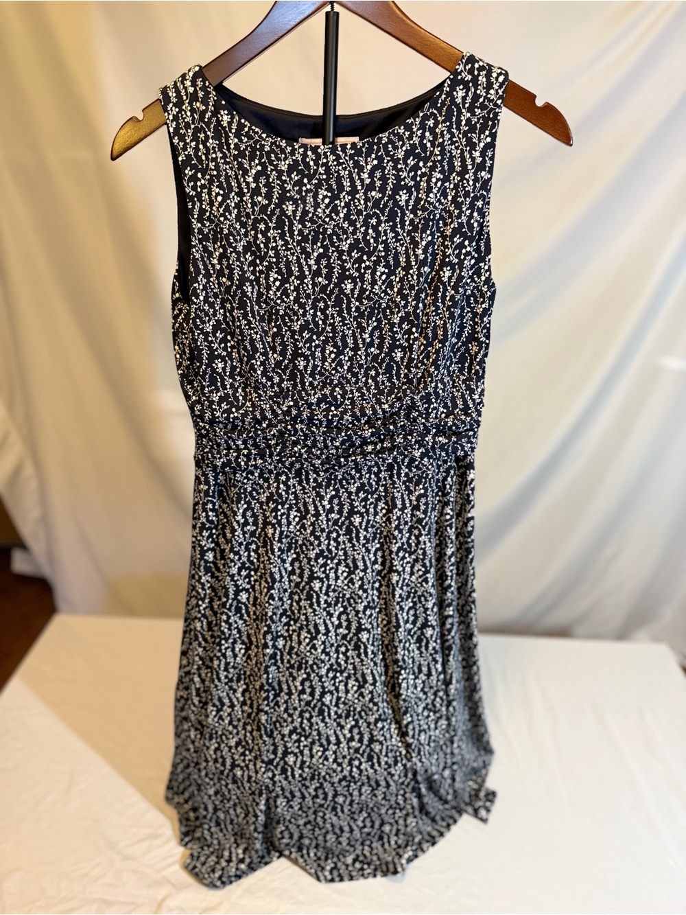 Jessica Howard Black and White Sleeveless Floral Printed Mini Dress Size 8P (XX)